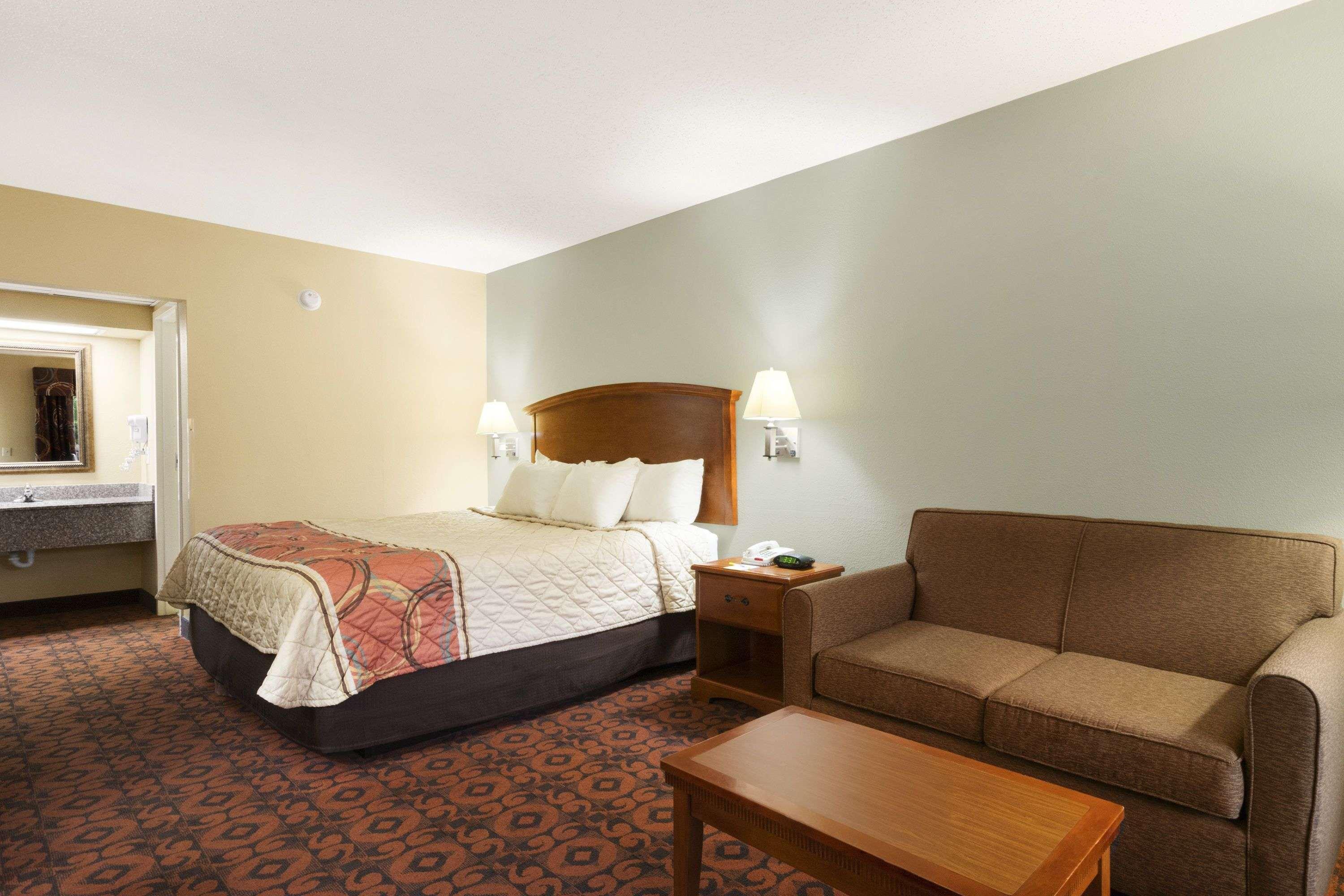 Days Inn By Wyndham Weldon Roanoke Rapids Exterior foto