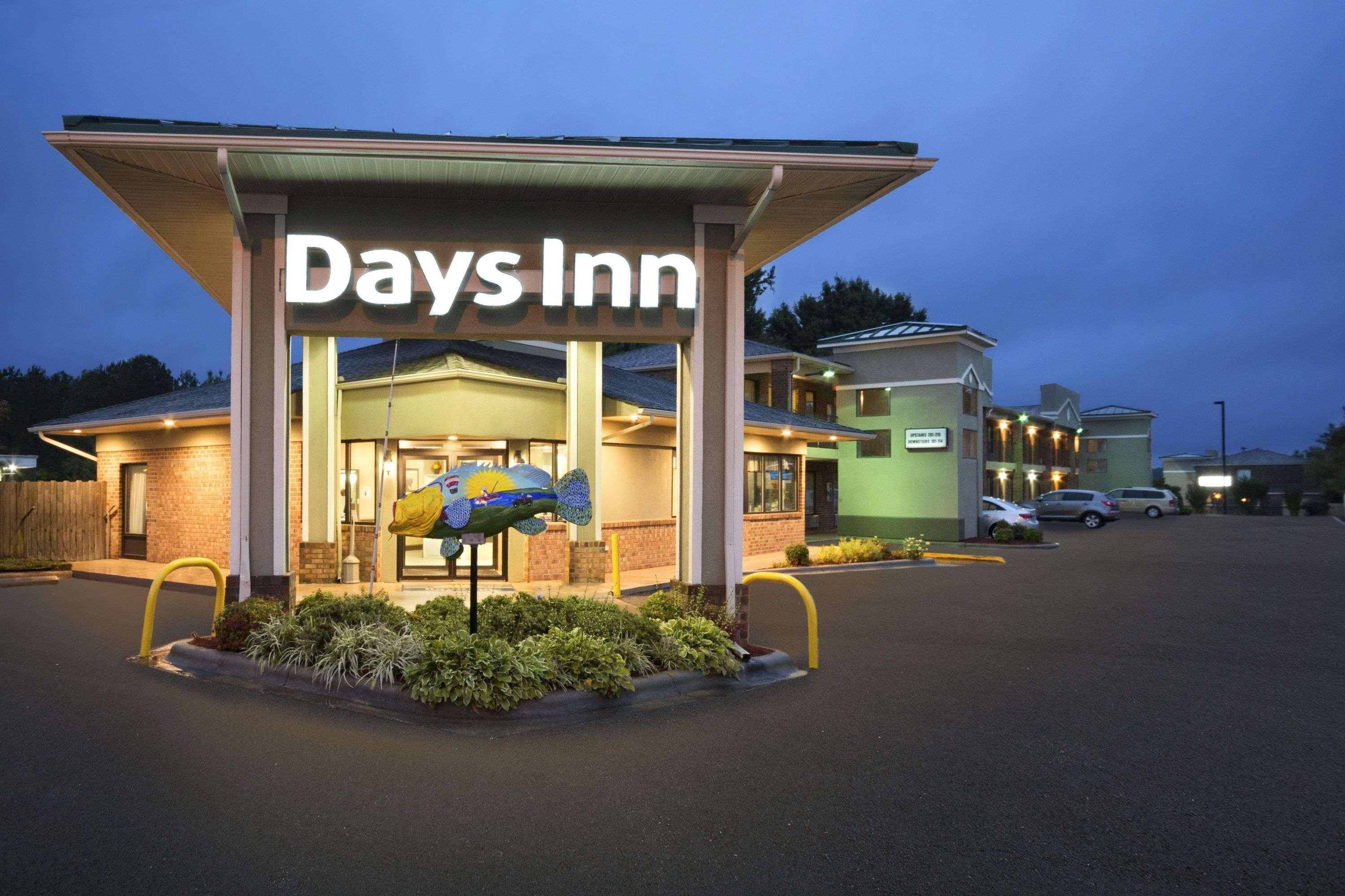 Days Inn By Wyndham Weldon Roanoke Rapids Exterior foto